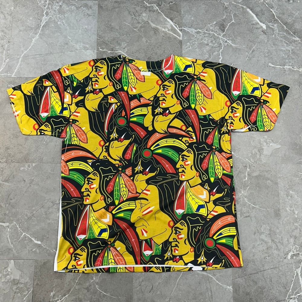 Vintage Chicago Blackhawks Graphic Tee Mens XL AOP All Over Print Hockey Shirt